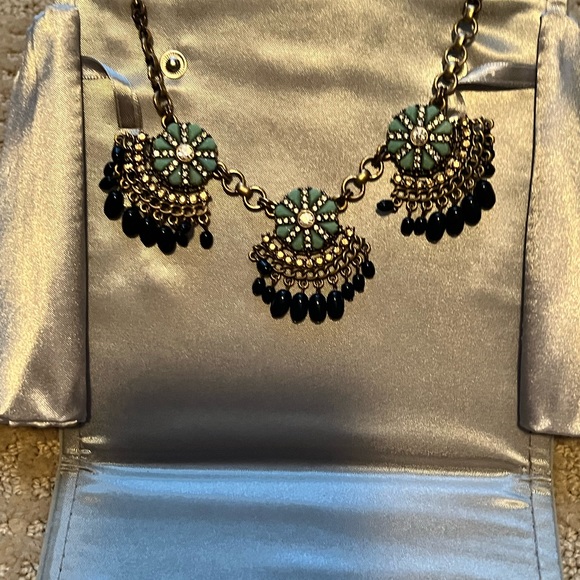 JCREW FASHION NECKLACE - Picture 2 of 2